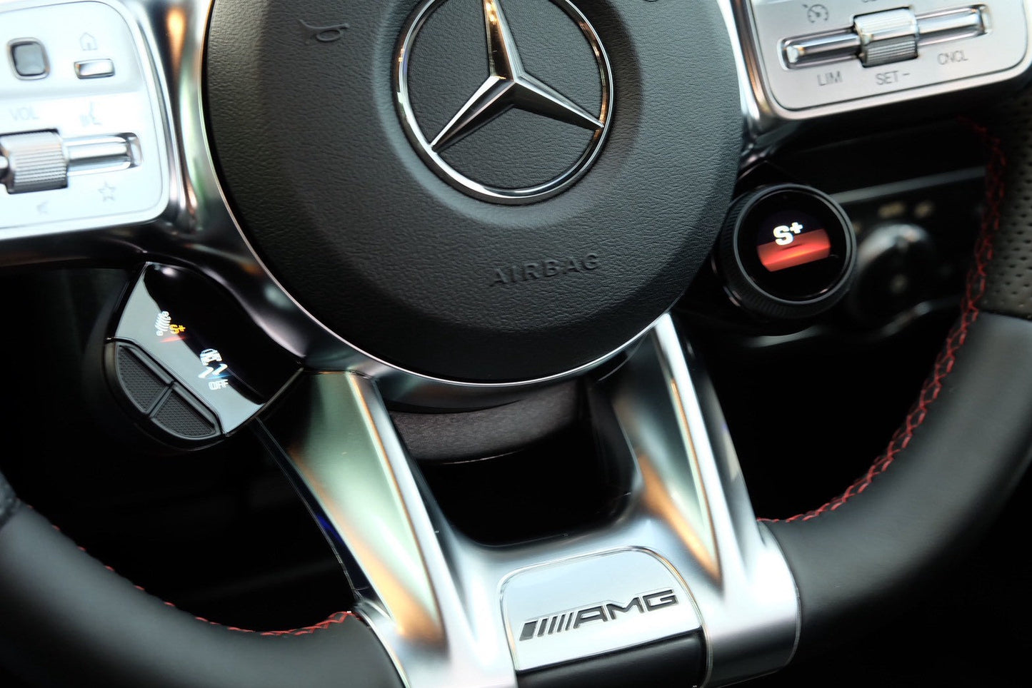 Benz GLA 35 AMG 4MATIC NIGHT EDITION 2023
