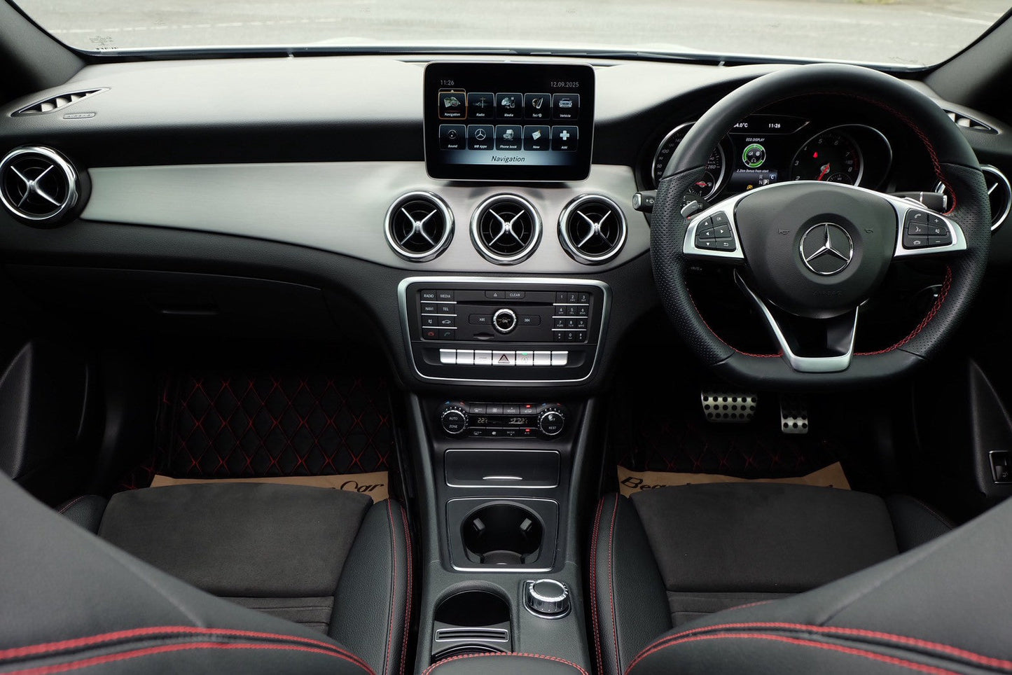 Benz GLA250 AMG Dynamic W156