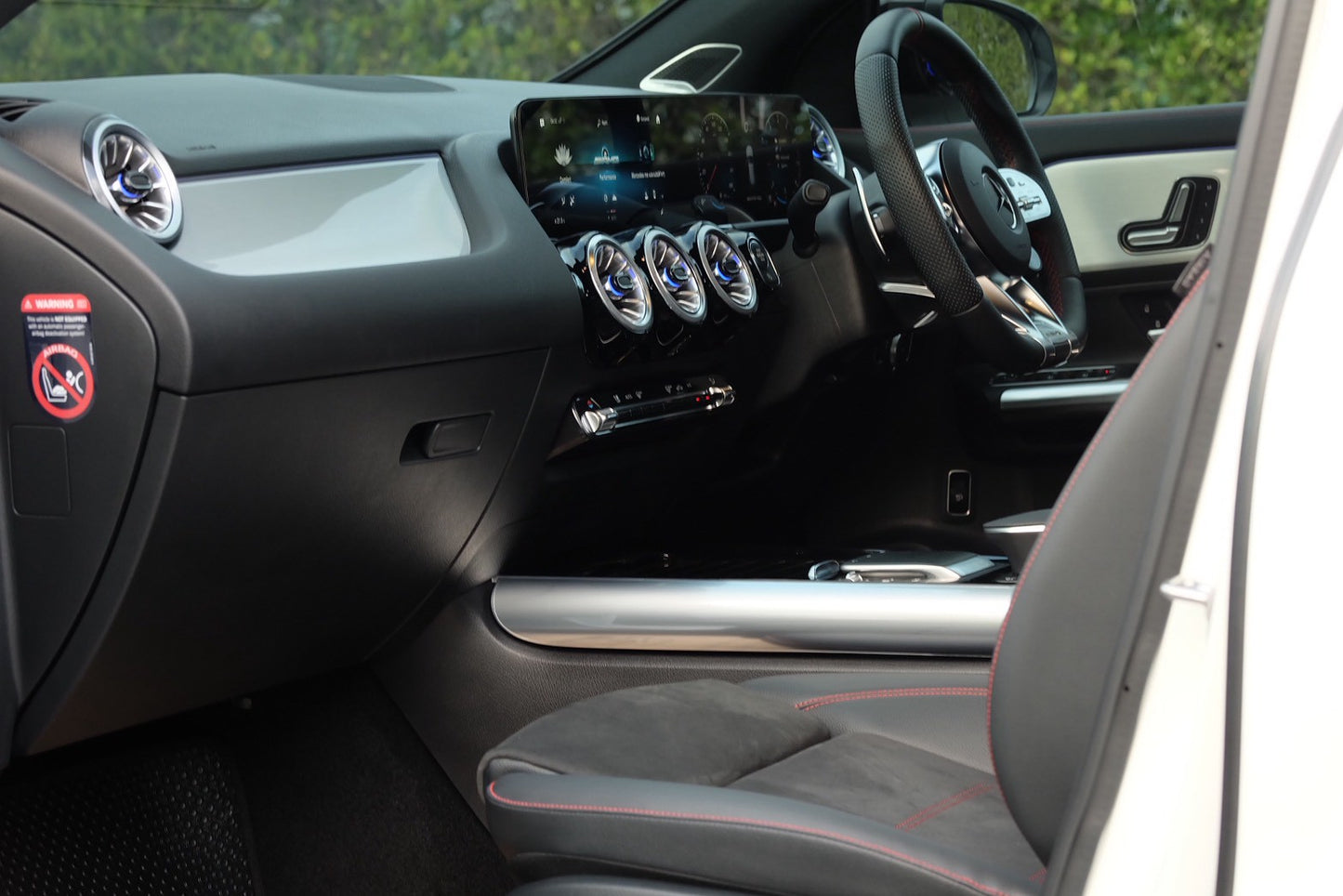 ベンツ GLA250AMG ダイナミック W156