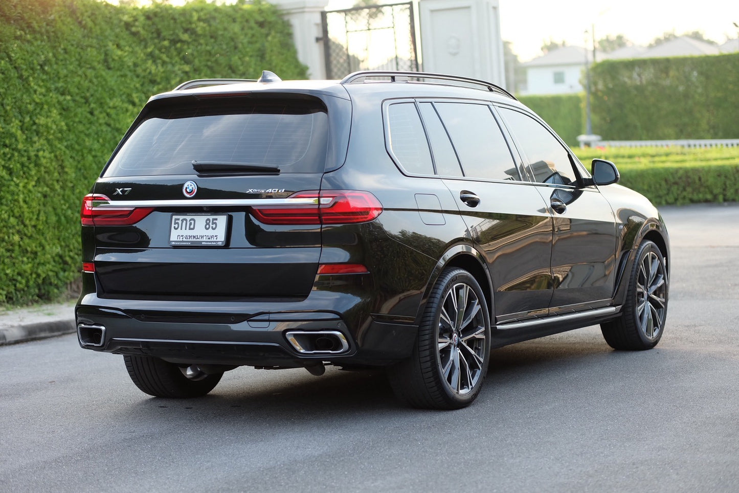 BMW X7 X-ドライブ 40d Mスポーツ