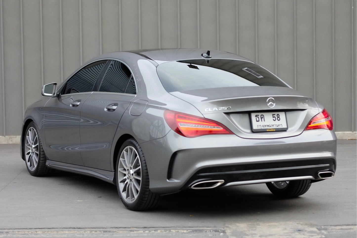 メルセデスベンツ CLA250 AMG ダイナミックフェイスリフト W117 2019