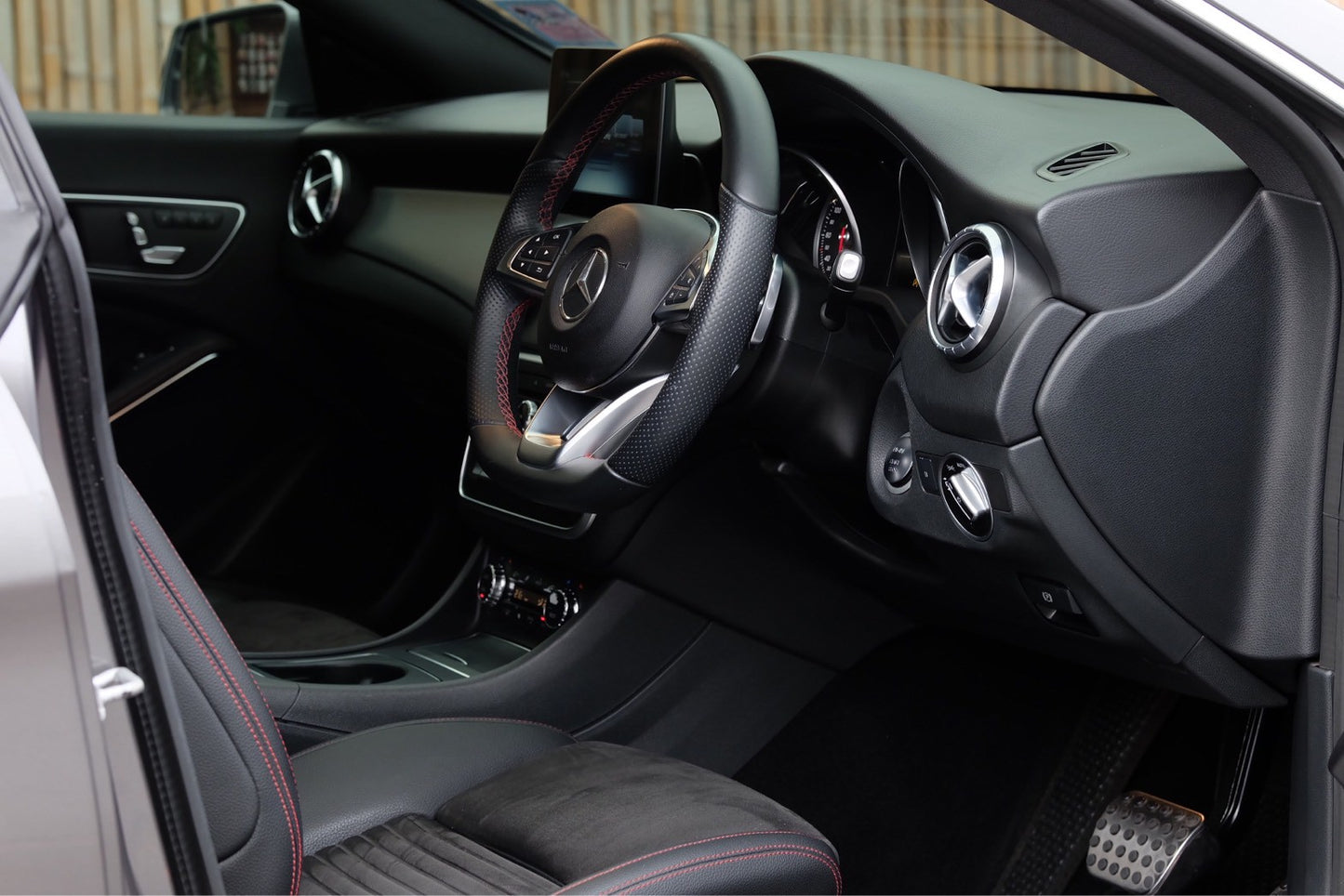 メルセデスベンツ CLA250 AMG ダイナミックフェイスリフト W117 2019