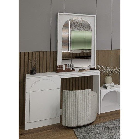 Alinda Bedroom furniture sets Overwhite Style